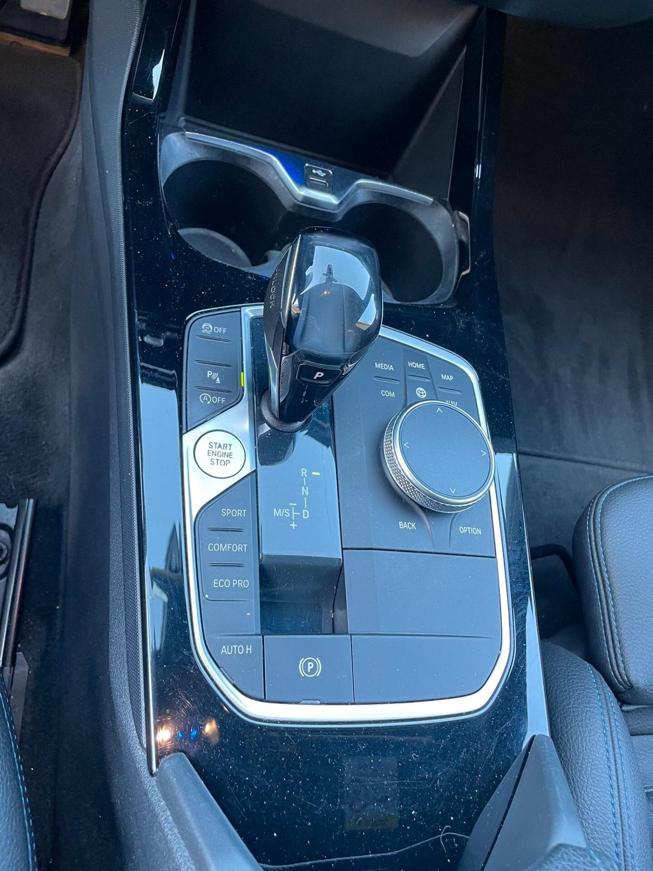 BMW 116d M-SPORT AUT 116cv *PACK LUCI*