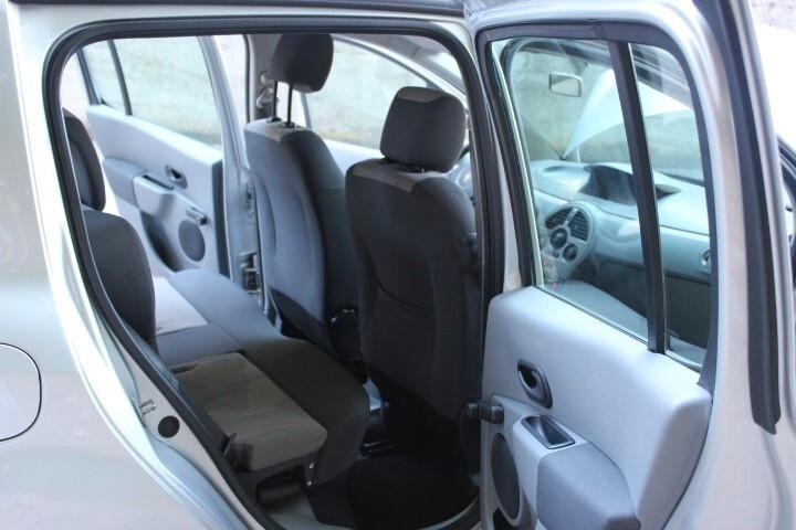 Renault Modus 1.2 16V TCE Dynamique MULTISPAZIO OTTIME CONDIZIONI CLIMATIZZATO UNICA UTILIZZATRICE CLIMA