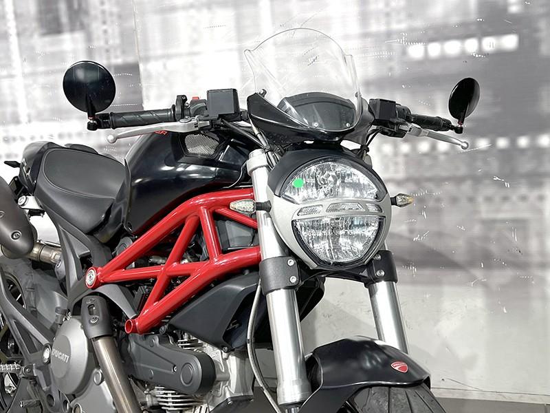 Ducati Monster 796 Plus ABS