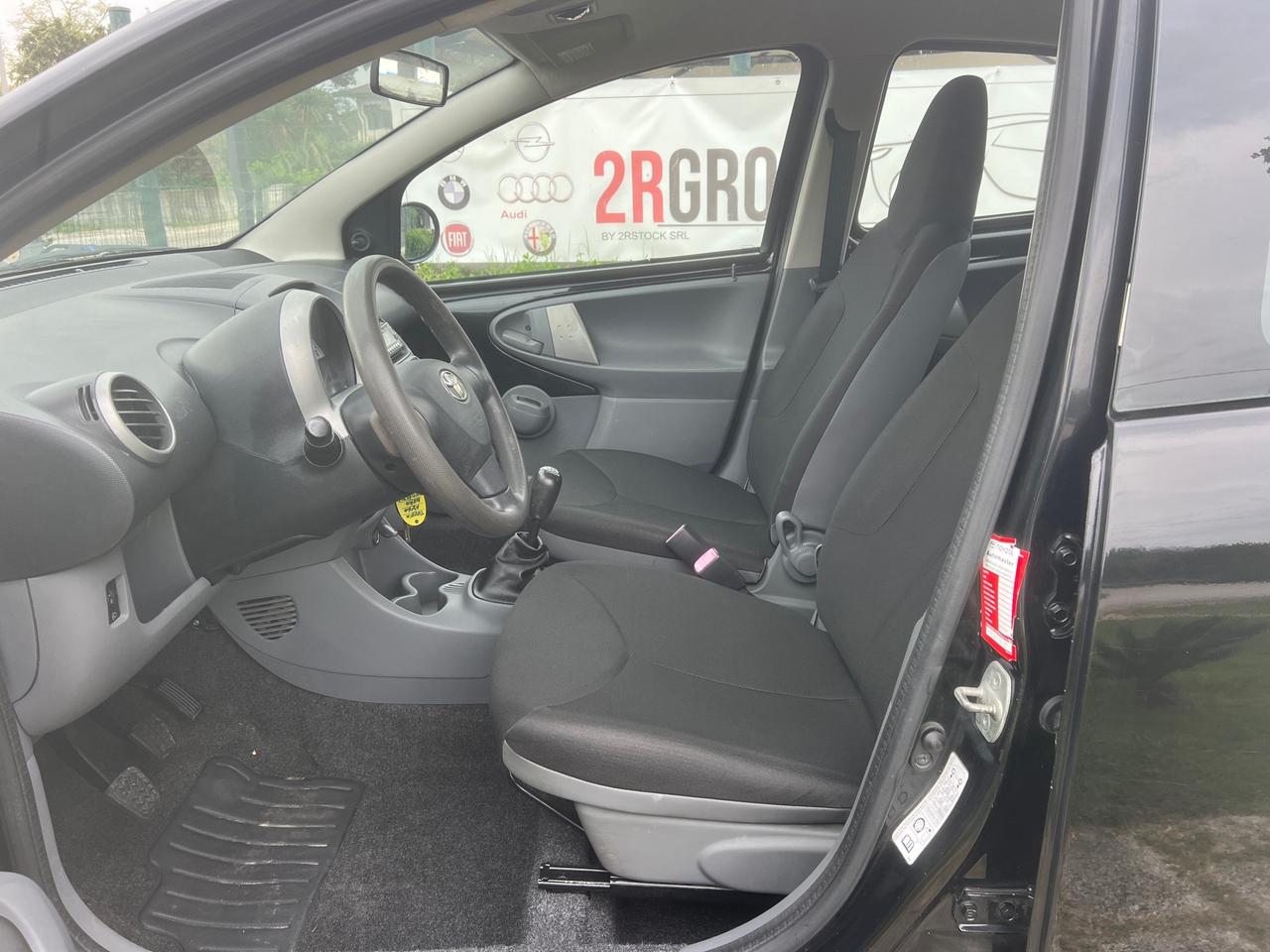 Toyota Aygo 1.0 68CV 5 porte-2009"UNIPRO"