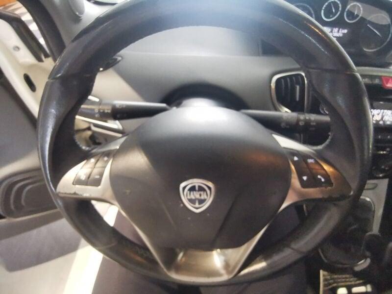 Lancia Ypsilon Ypsilon 1.2 8v Elefantino ecochic Gpl 69cv