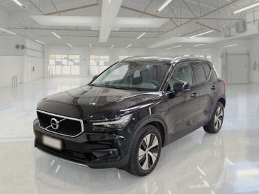 VOLVO XC40 D3 Geartronic Momentum Pro MY21