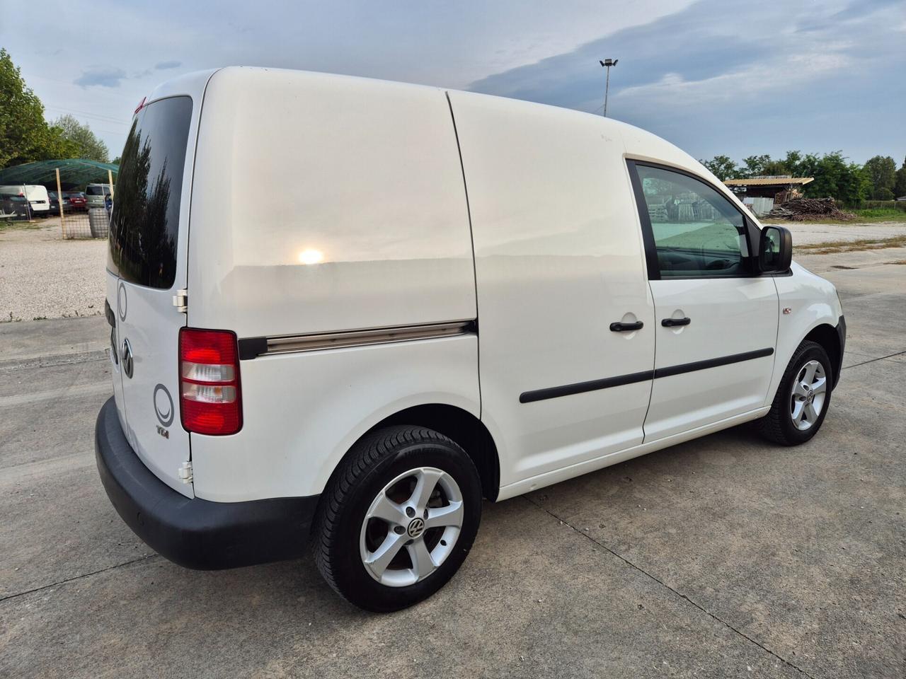 Volkswagen Caddy 1.6 TDI 102 CV 4p. Van