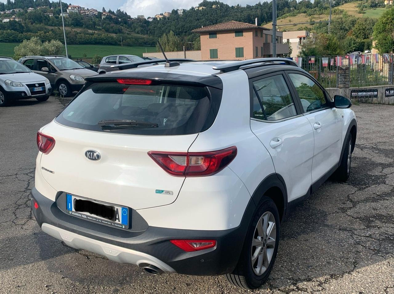 Kia Stonic-gpl-2020-120000 km -unico proprietario-tagliandata , ancora 2 anni garanzia kia