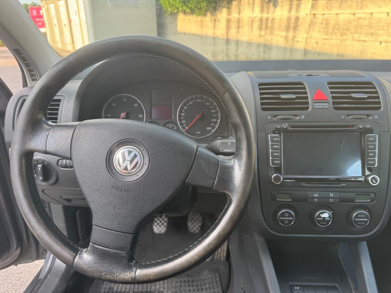 Volkswagen Golf 2.0 16V TDI 5p. Sportline