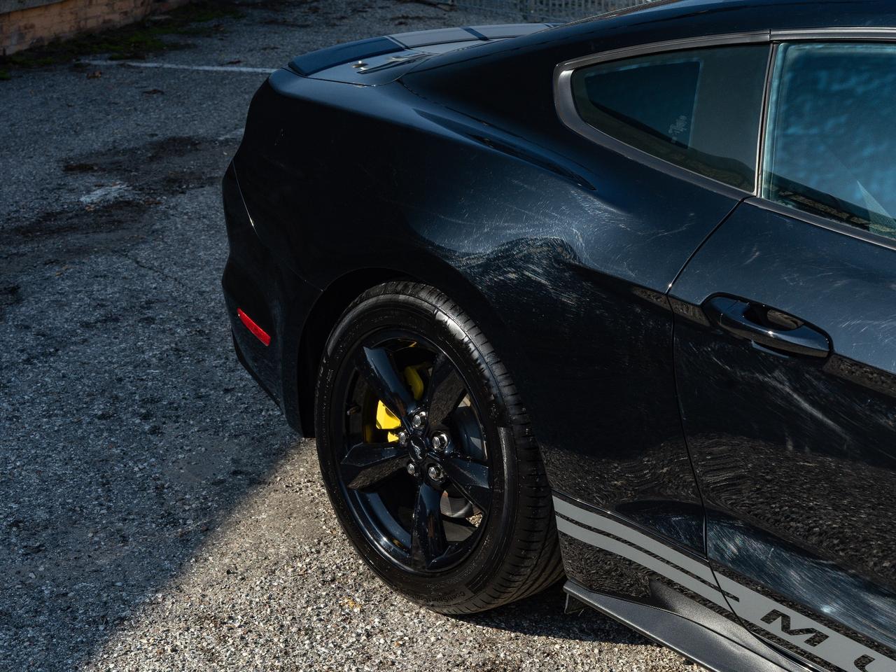 Ford Mustang 3.7 - V6 FASTBACK