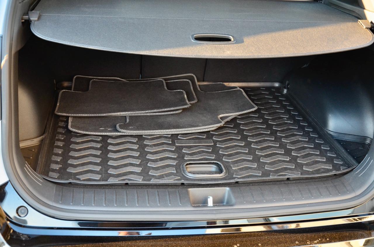 KIA SPORTAGE 1.6 TGDI HEV GT-LINE SUNROOF PACK 230cv AUT, GARANZIA UFF KIA, SERVICE KIA, UNICOPROPRIETARIO, TETTO, FARI FULL LED, PERMUTE