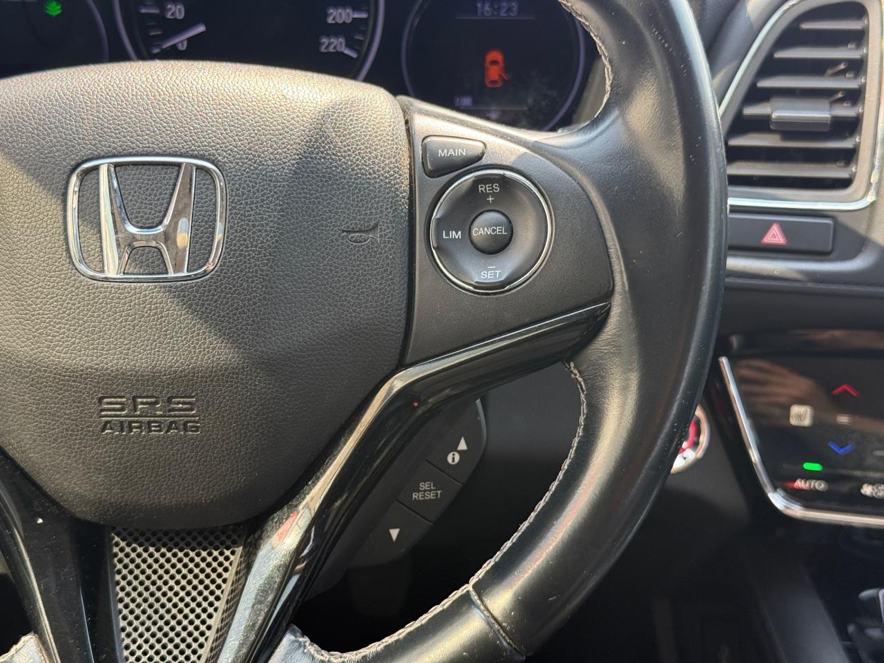Honda HR-V 1.5 i-VTEC Executive Navi ADAS