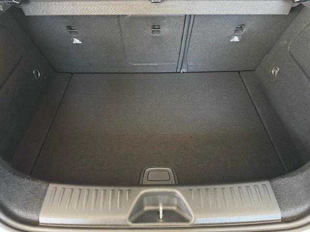 MERCEDES-BENZ A 200 d Automatic Premium