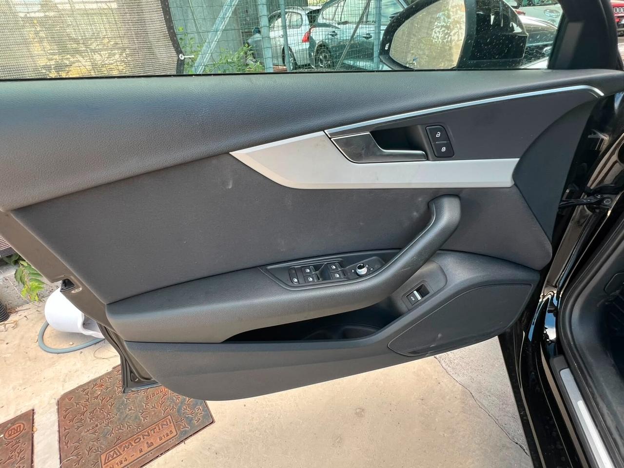 Audi A4 40 TDI S tronic Business
