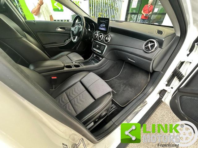 MERCEDES-BENZ GLA 180 PREMIUM AUTOMATICA