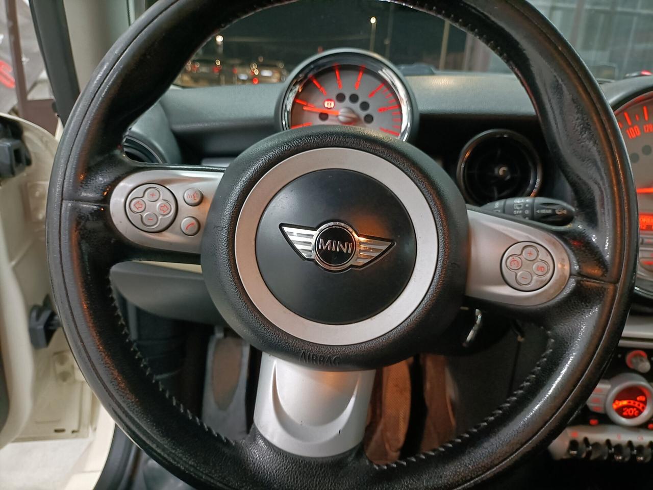 Mini 1.6 Cooper D 109 CV - 2009