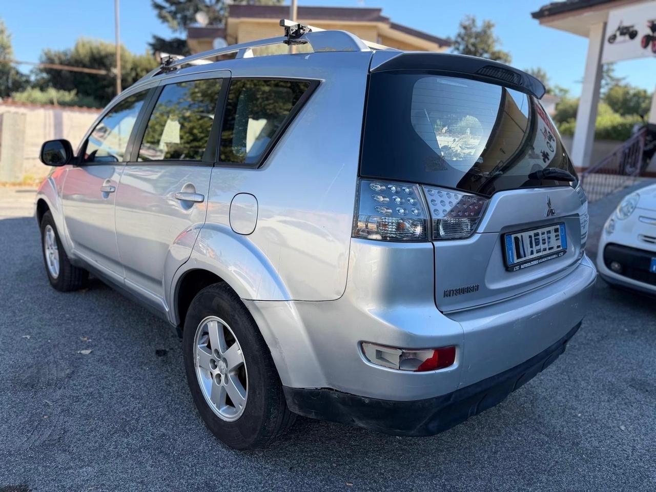 Mitsubishi Outlander 2.0 DI-D Invite DPF