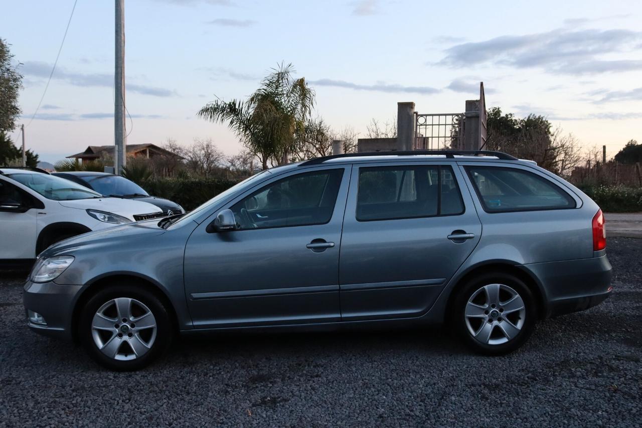 Skoda Octavia 1.6 TDI CR F.AP. Wagon Elegance