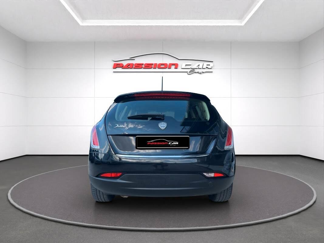 Lancia Delta 1.4 tjt Argento 150cv