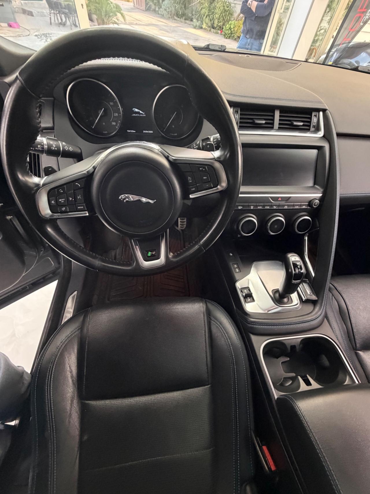 Jaguar E-Pace 2.0D 240 CV AWD aut. R-Dynamic HSE