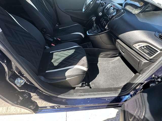 Lancia Ypsilon Ypsilon 1.3 mjt Gold s 95CV MANUALE X NEOPAT.