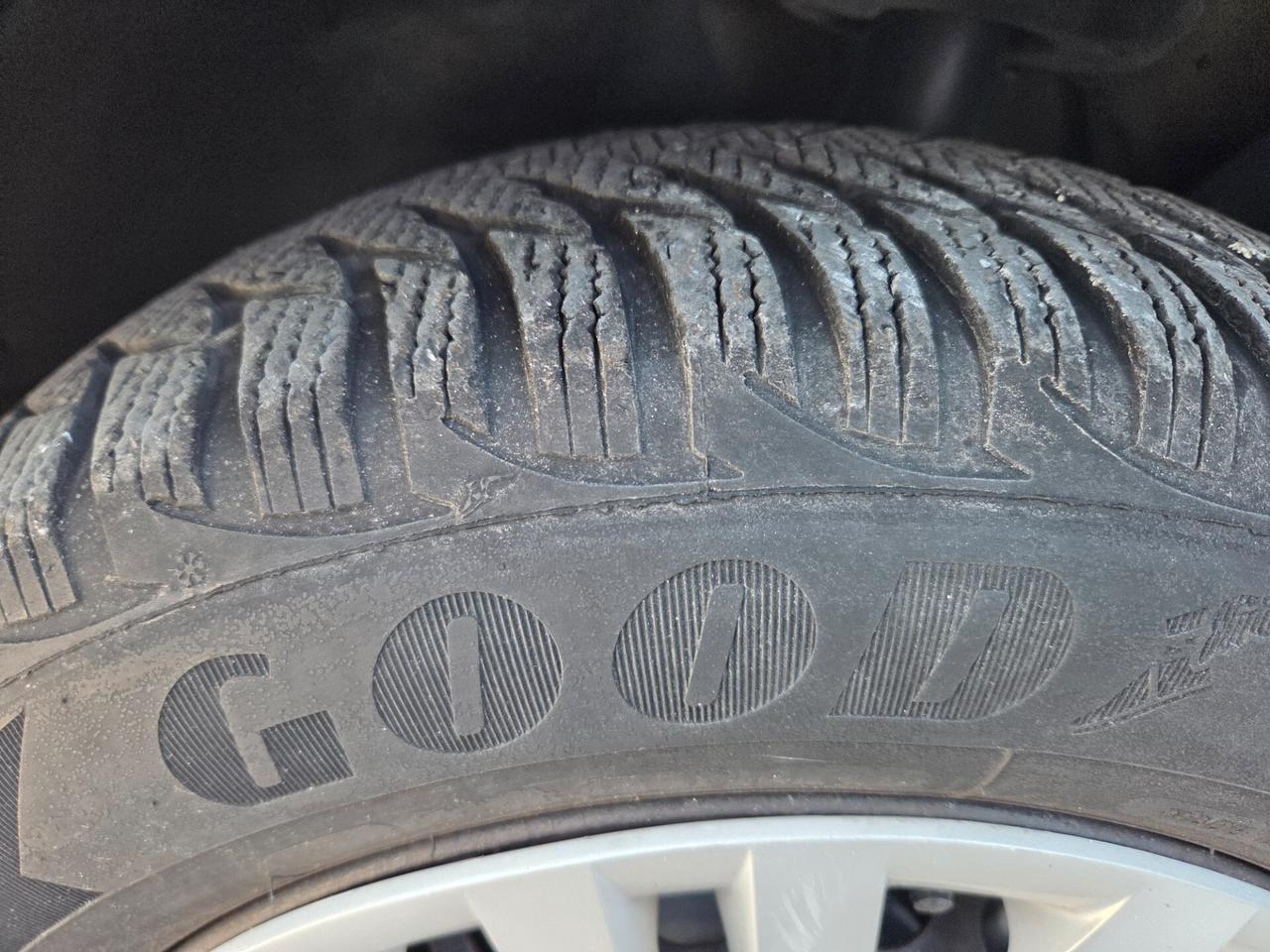 Volkswagen Golf Business 1.6 TDI 5p. Highline - 2013