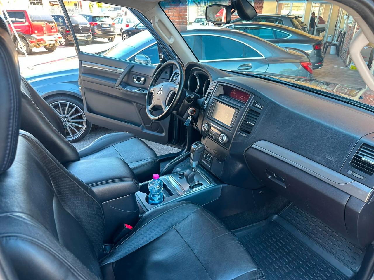 Mitsubishi Pajero 3.2 DI-D 16V 3p. Intense