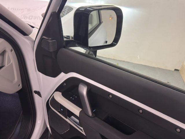 LAND ROVER Defender 110 3.0D I6 200 CV AWD Auto X-Dynamic SE