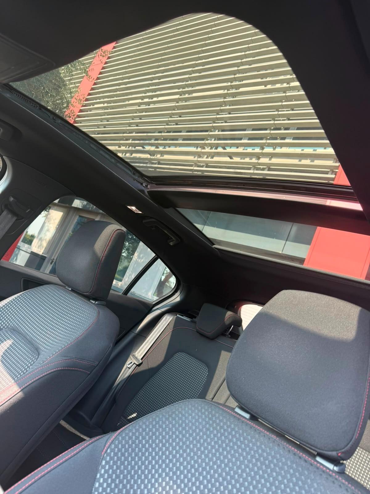 Ford Focus 1.0 EcoBoost Hybrid 155 CV Powershift 5p. ST-Line X MY23
