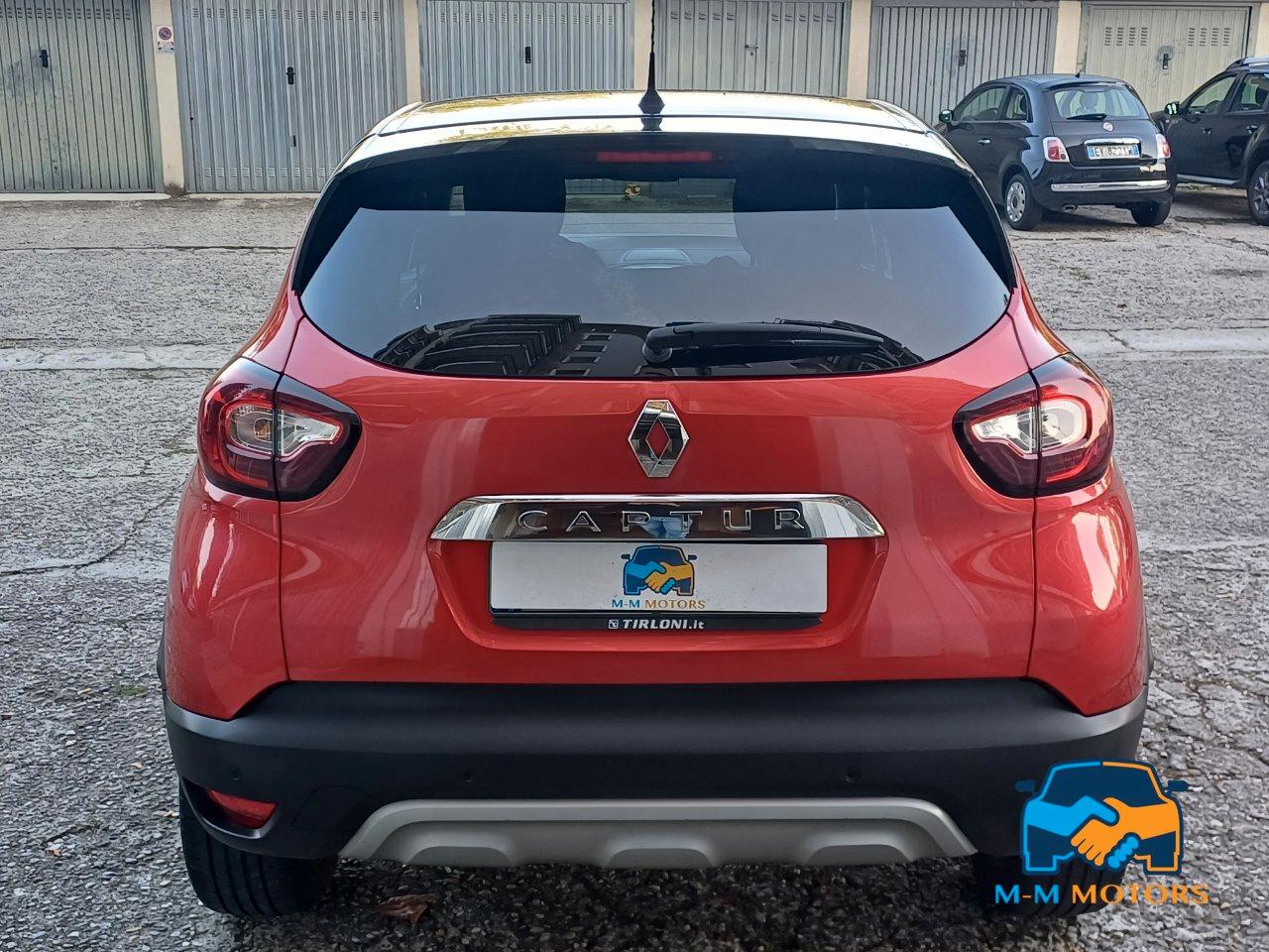 Renault Captur 0.9 tce Intens (energy r-link) 90cv E6