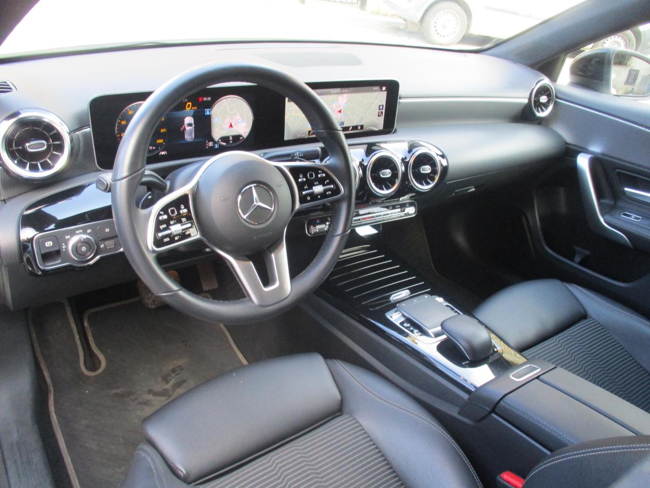 MERCEDES CLASSE A 180D 115cv Sport auto