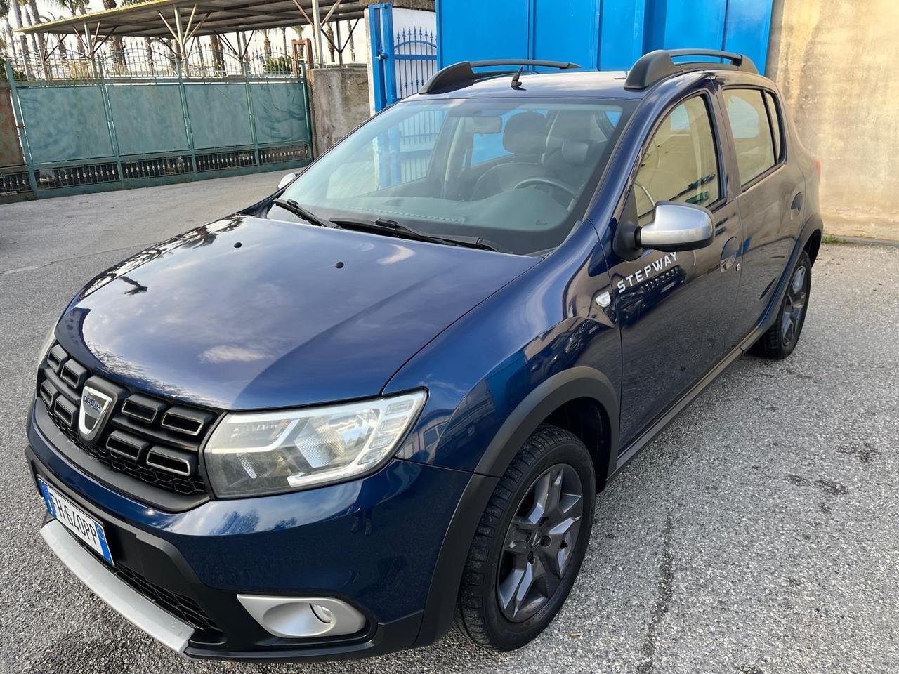 Dacia sandero stepway-0.9 tce-benz-2017