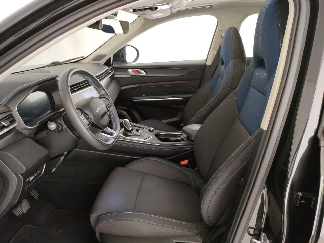 Lynk & Co 01 1.5 td phev auto