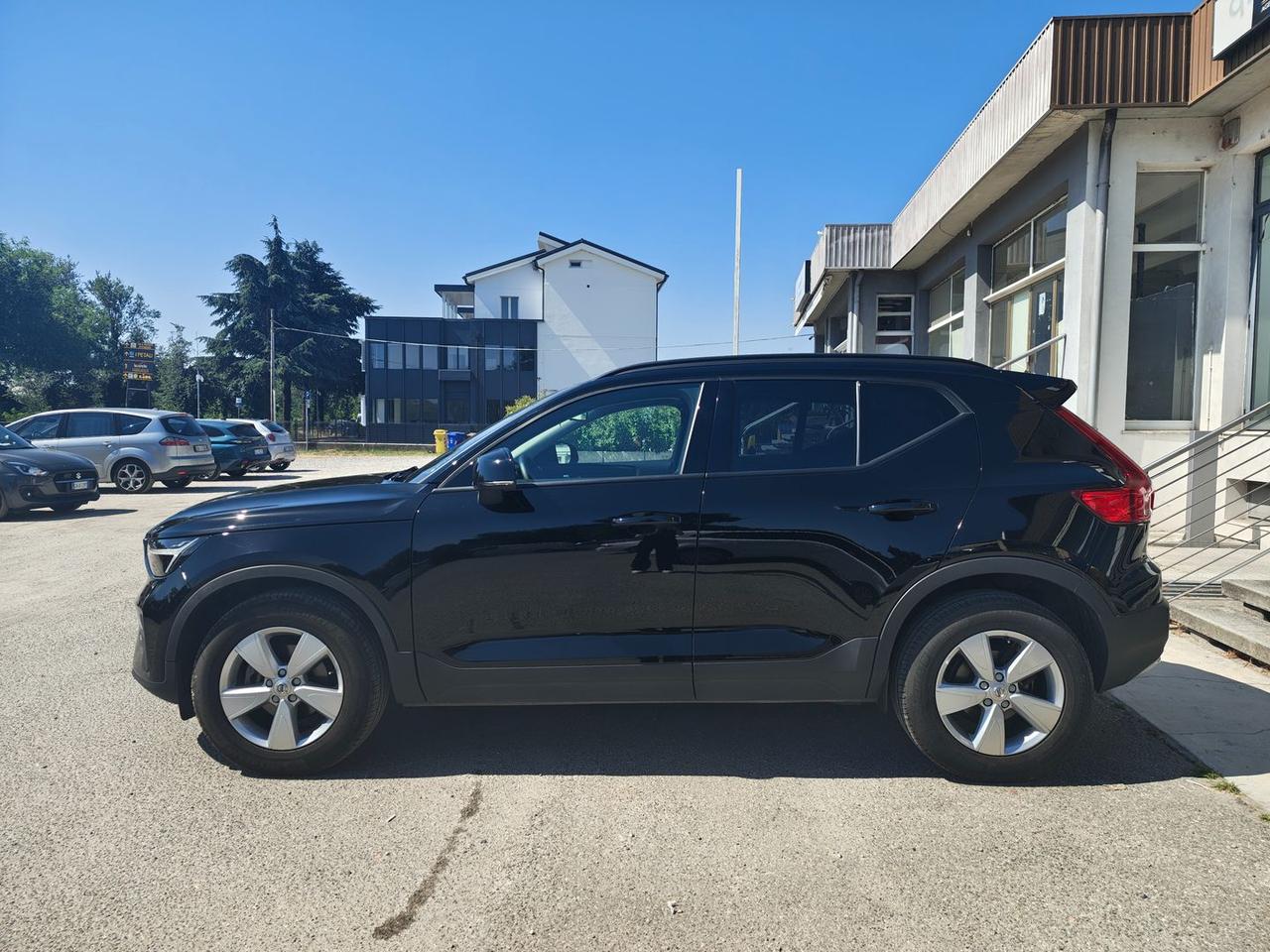 Volvo XC40 Essential T2 #11401