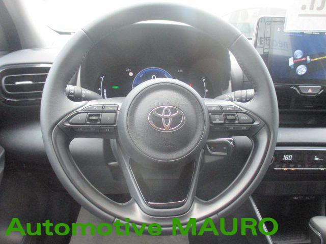 TOYOTA Yaris 1.5 Hybrid 5 porte Trend - NEOPATENTATI