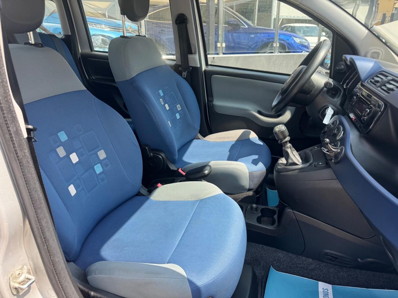 FIAT PANDA 1.2 BENZINA 70 CV EASY NEO PATENTATI