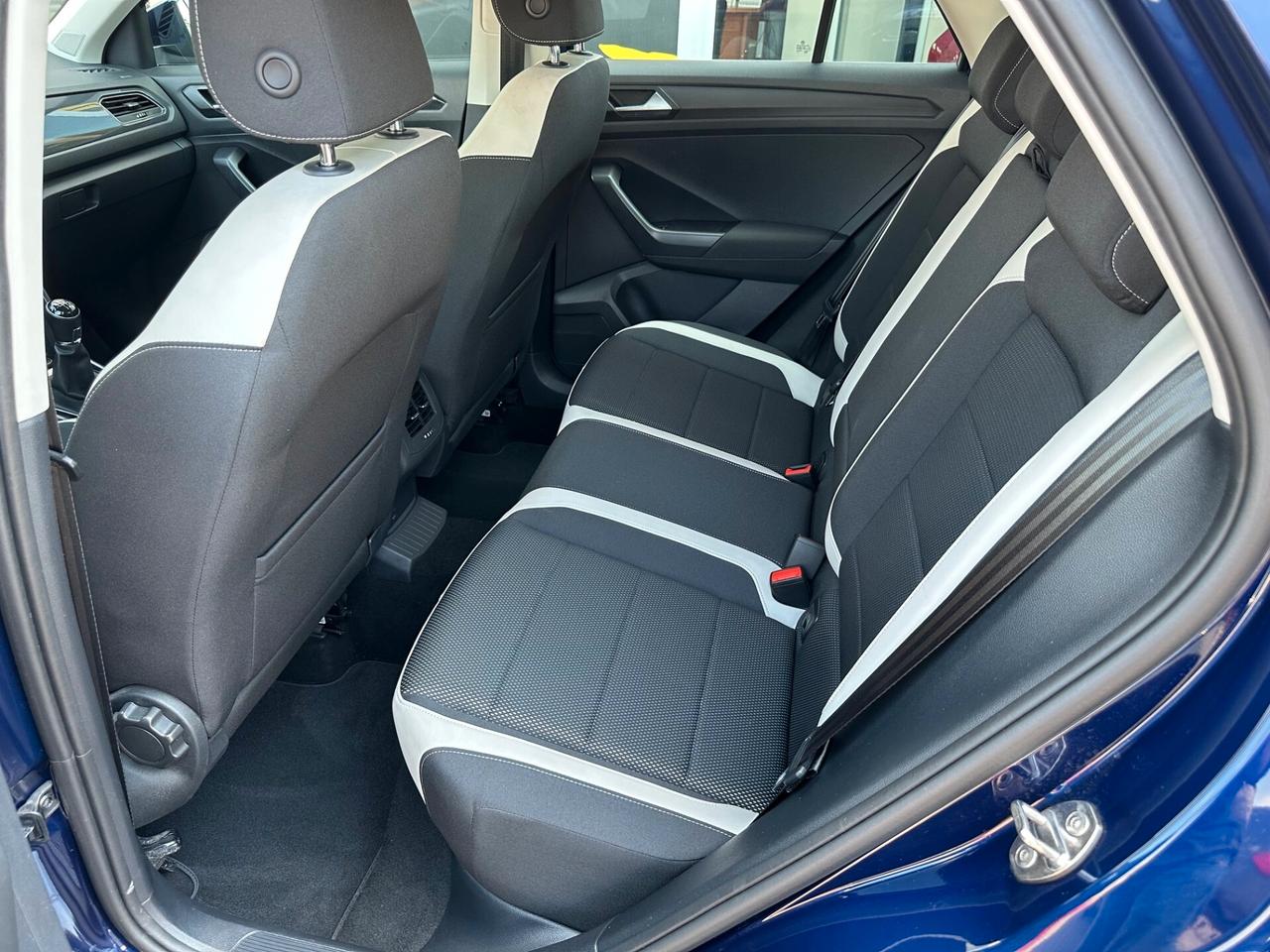 Volkswagen T-Roc 2.0 TDI SCR 150 CV Business BlueMotion Manuale