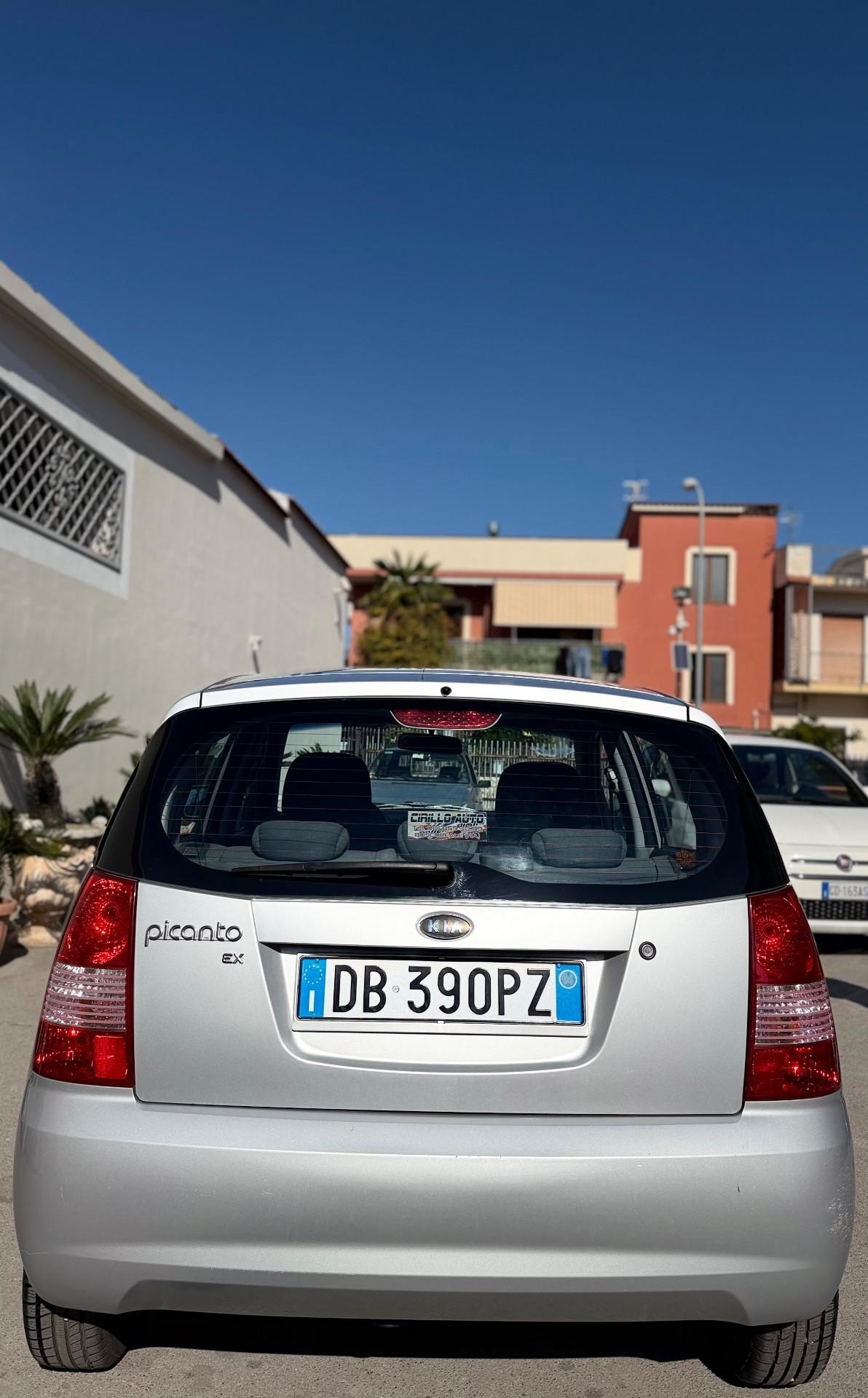 Kia Picanto 1.1 GPL 64 Cv