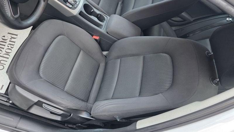 Audi A4 A4 Avant 2.0 TDI 120 CV Business Plus NAVI MMI LED XENO PDC CRUISE