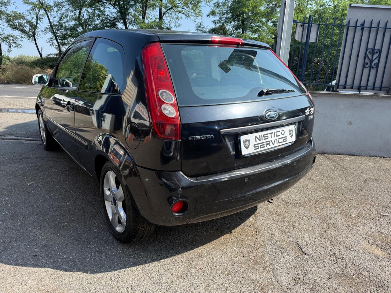 Ford Fiesta 1.6 TDCi 3p. Titanium