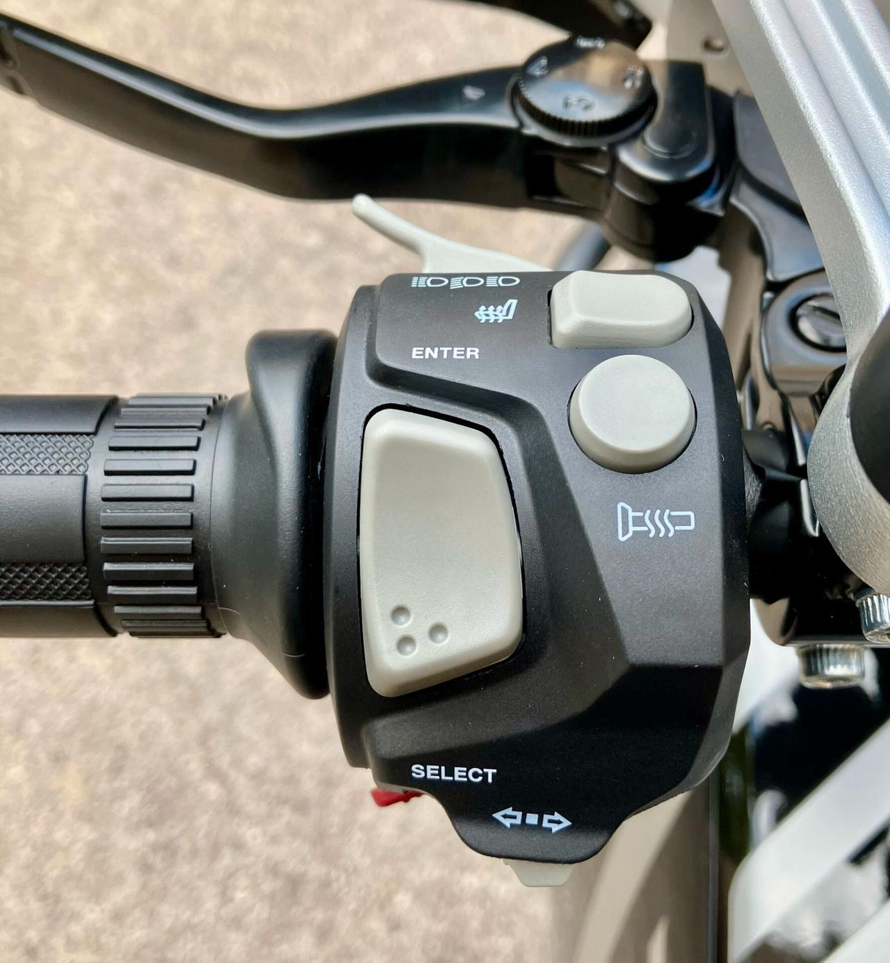 Qj Motor Altro SRT600SX