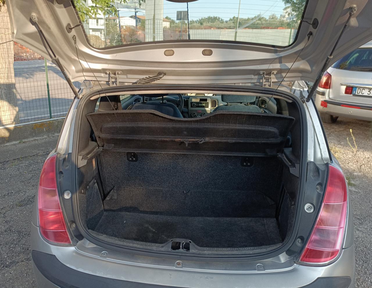 Lancia Ypsilon 1.2 Argento