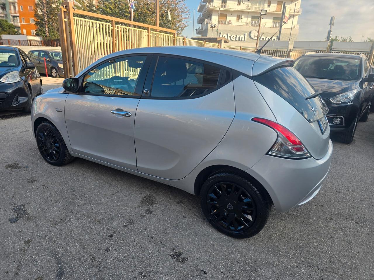 Lancia Ypsilon 1.2 69 CV 5 porte GPL Ecochic Gold