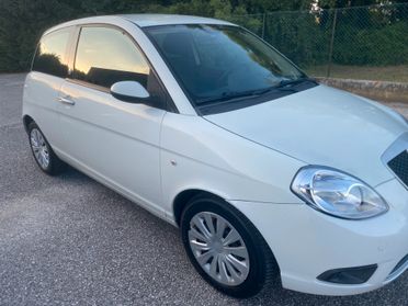 Lancia Ypsilon 1.4 Oro Ecochic GPL