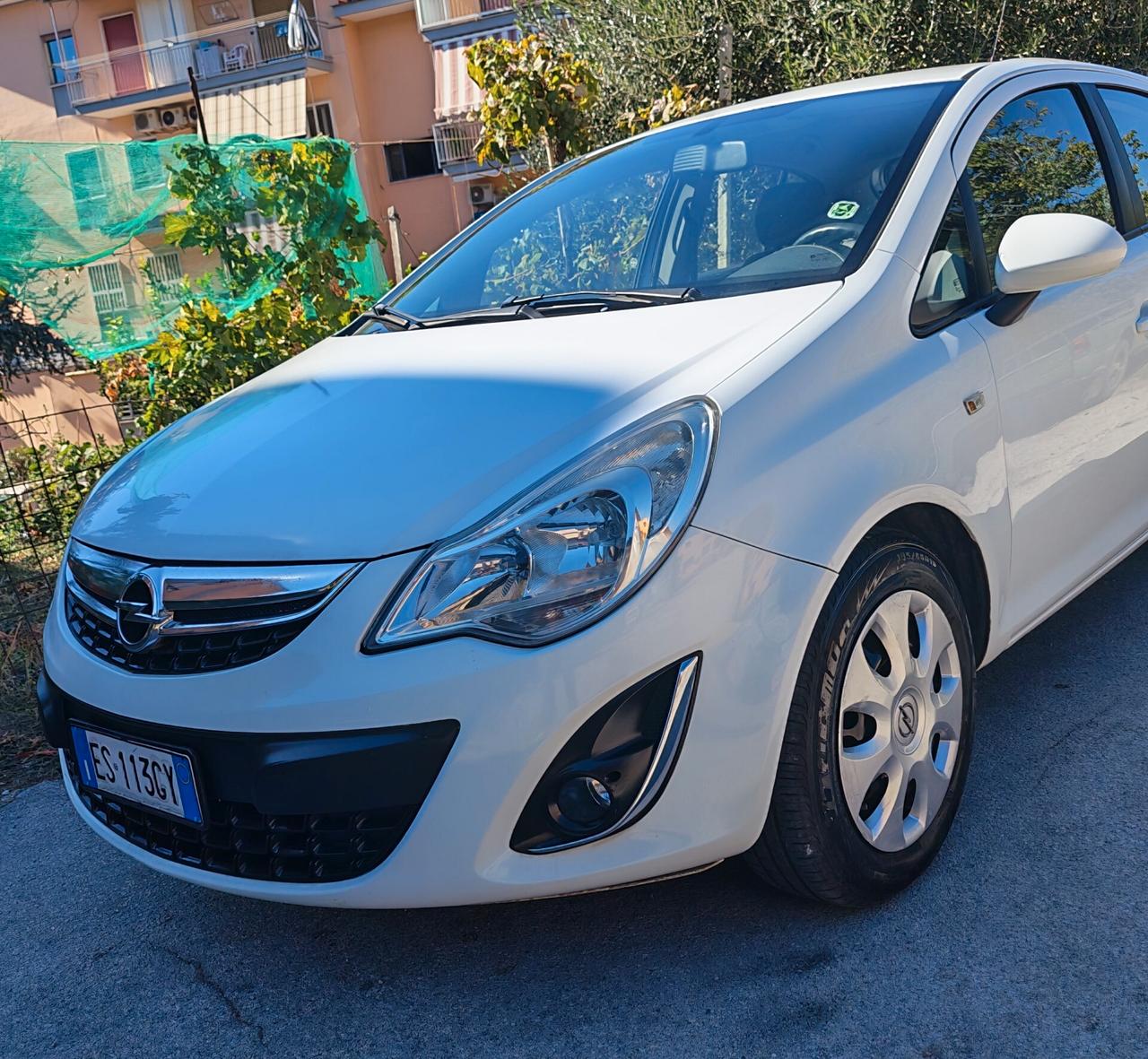 OPEL CORSA CON CATENA DISTRIBUZIONE 2013
