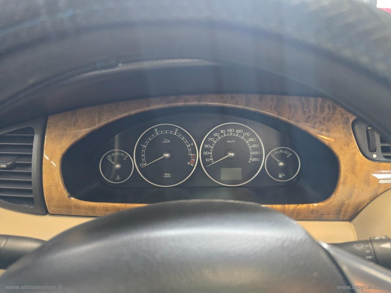 JAGUAR X-Type 2.0D Classic EU3