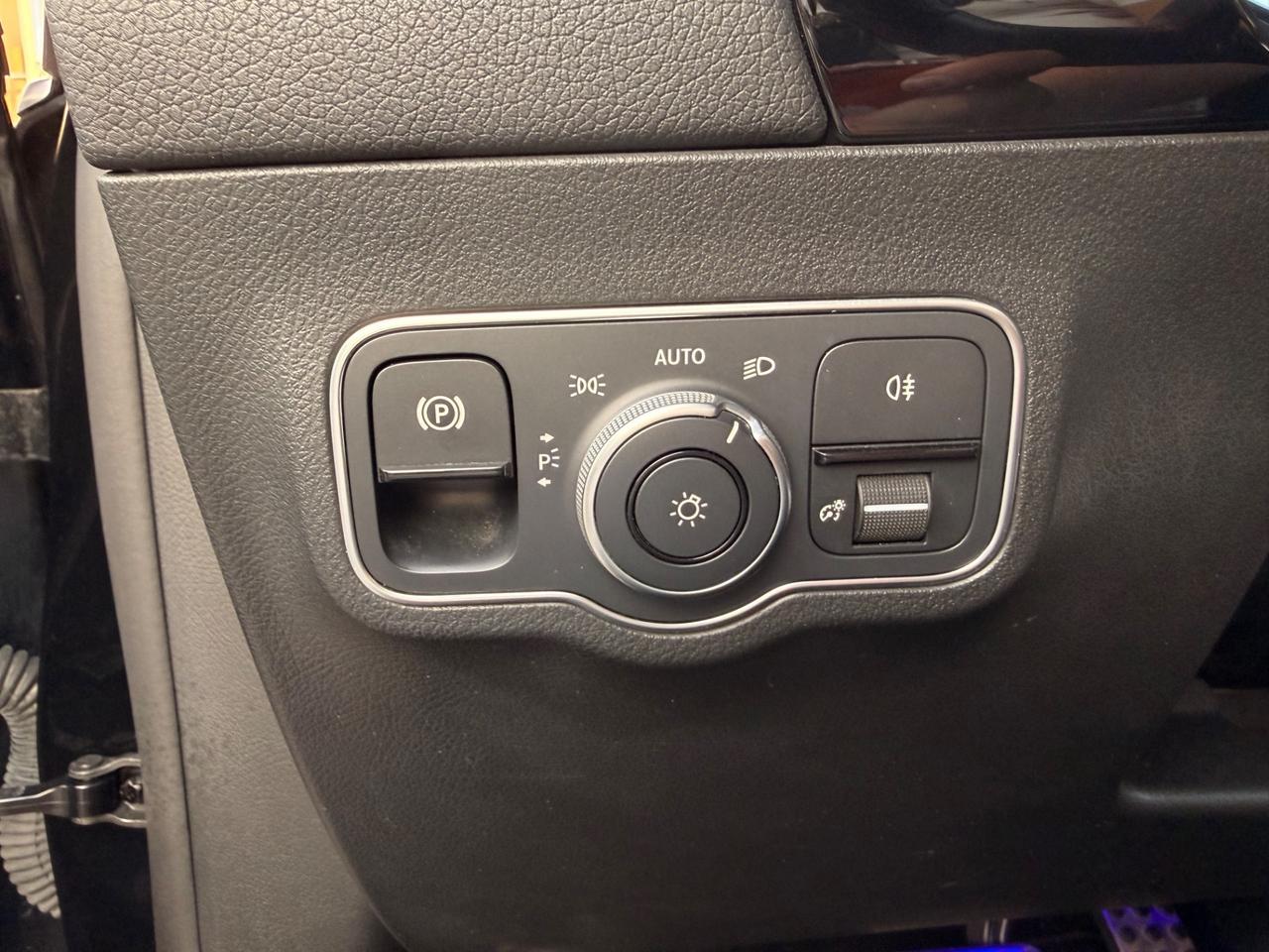 Mercedes-benz B 180 d Automatic Premium AMG KIT LUCI