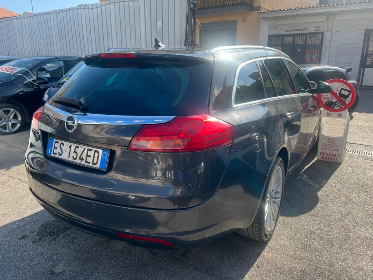 Opel insignia 2.0 diesel Anno 2014