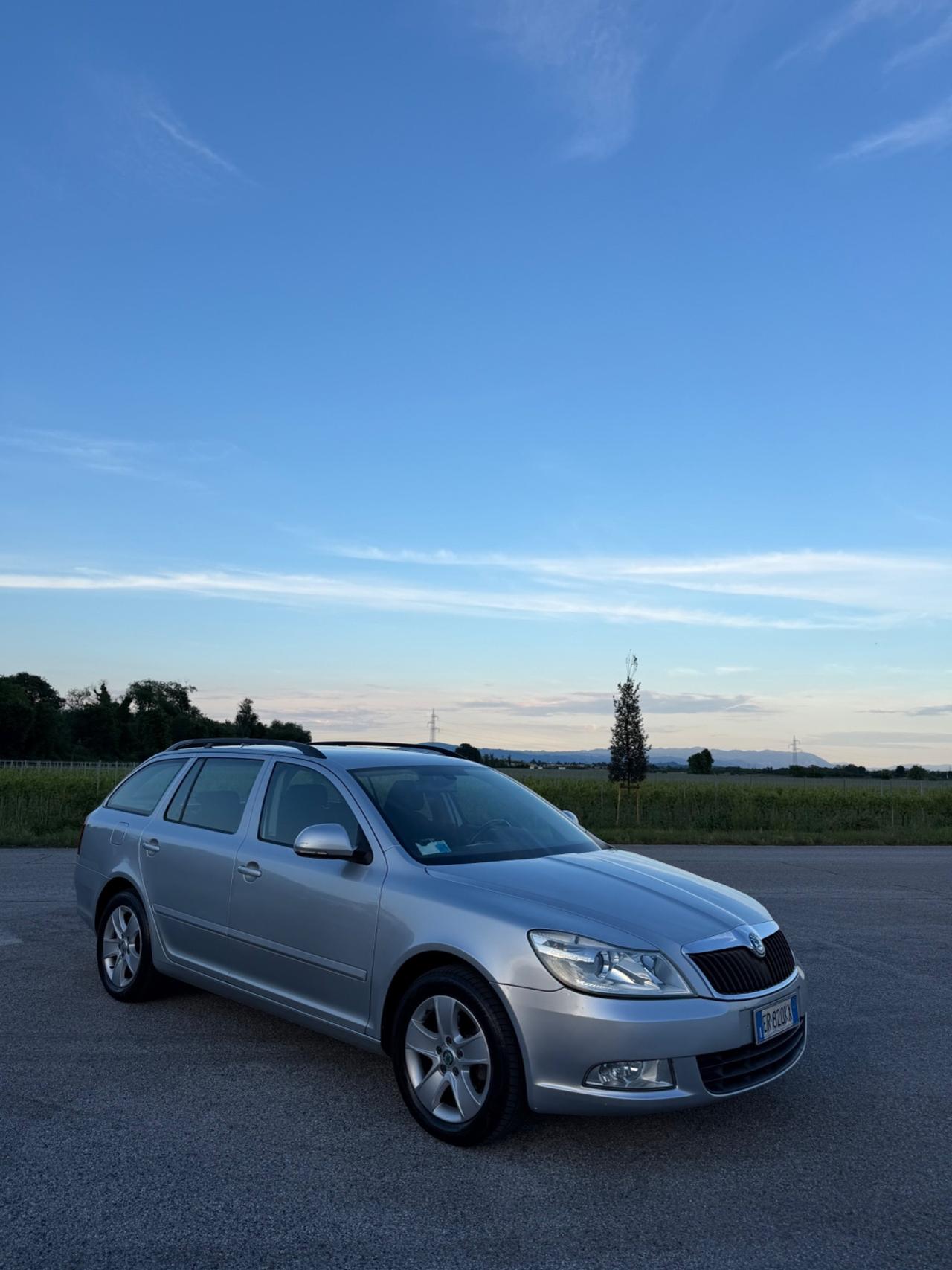 Skoda Octavia 1.6 TDI CR 105 CV Elegance