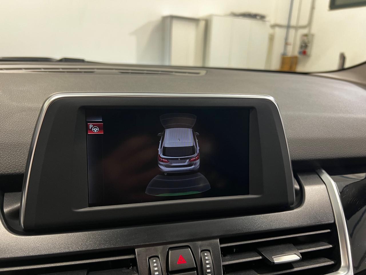 Bmw 2er Active Tourer 218d Sport