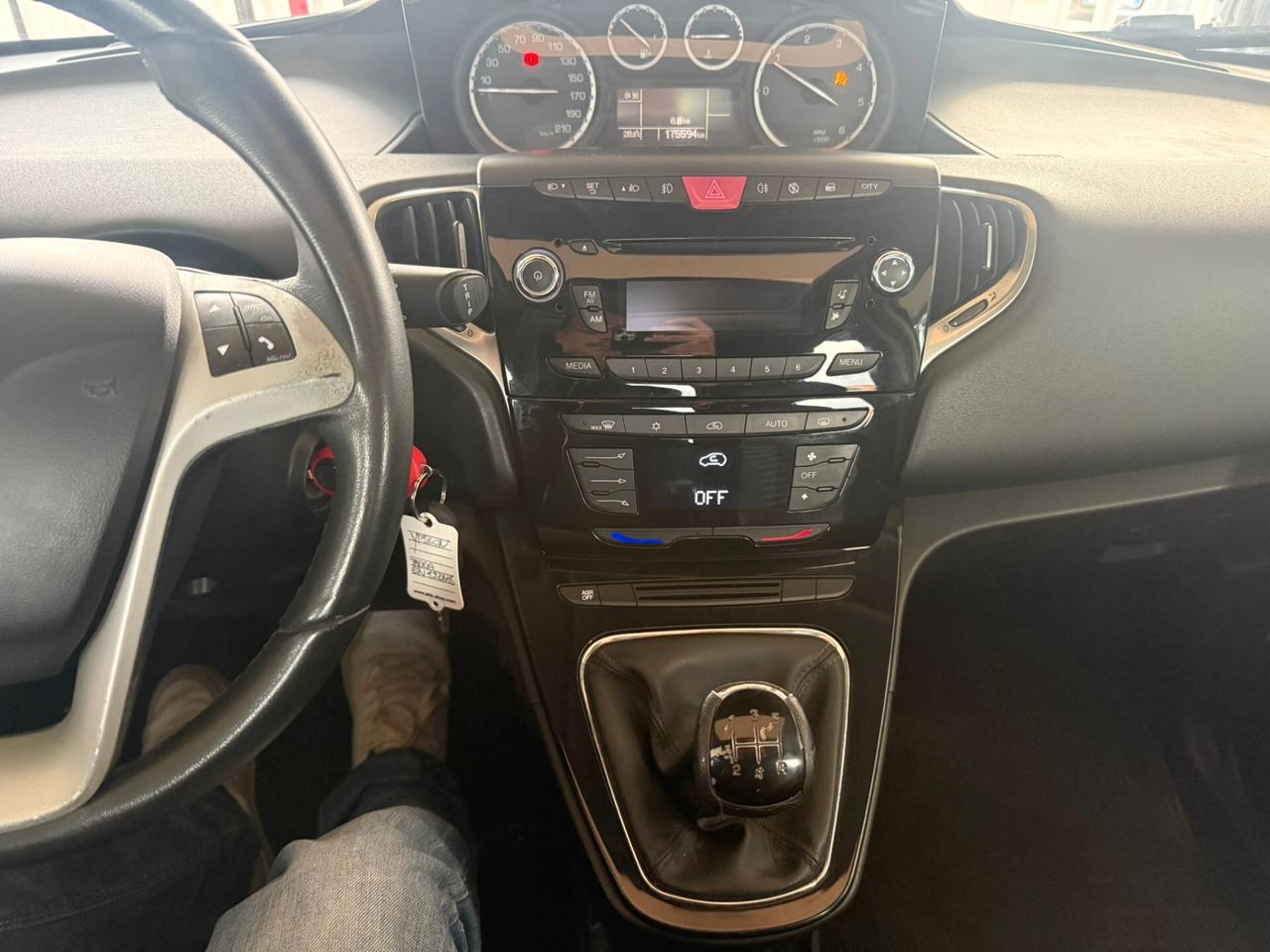 Lancia Ypsilon 1.3 MJT 16V 95 CV 5 porte S&S Platinum