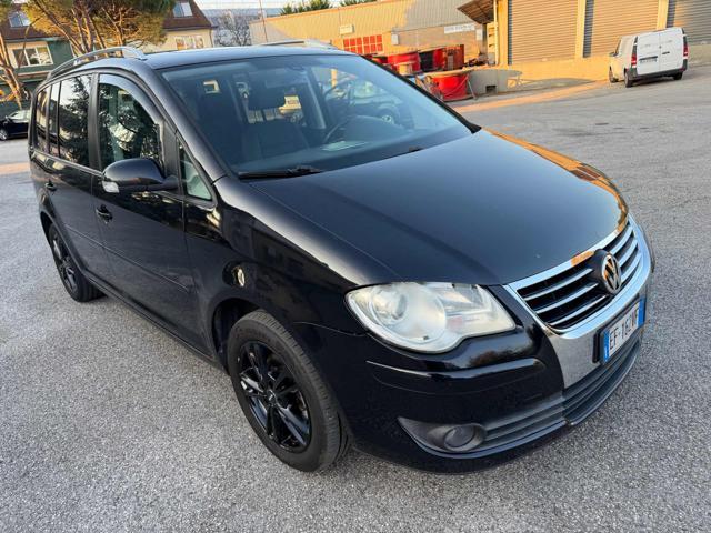VOLKSWAGEN Touran 2.0TDI Highline senza nessun lavoro da fare