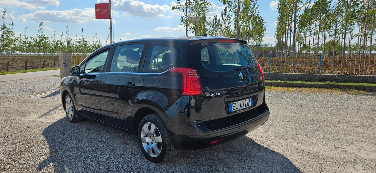 Peugeot 5008 1.6 HDi 112CV Active