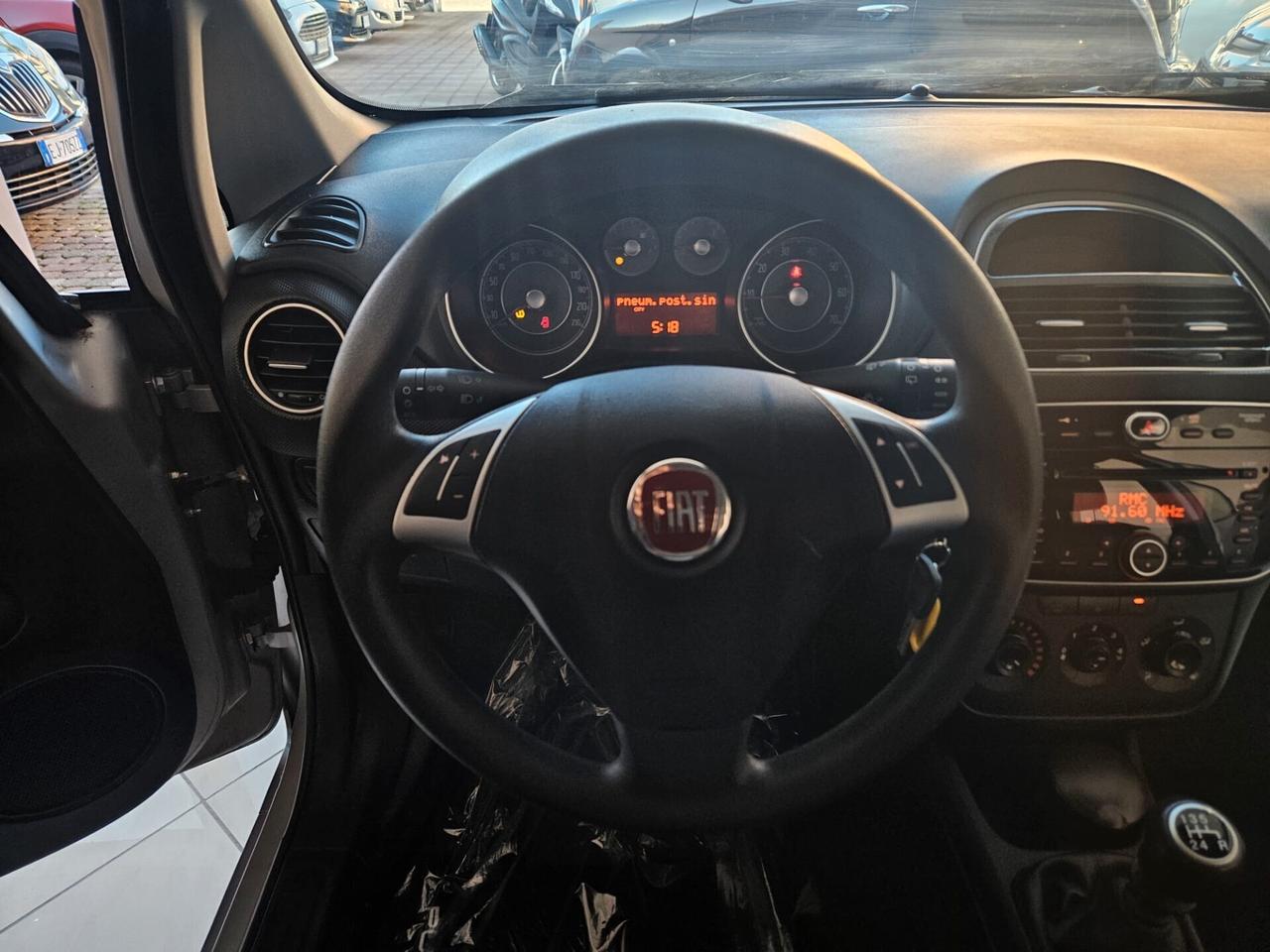 FIAT PUNTO 1.2 BENZINA DEL NORD ITA 2014
